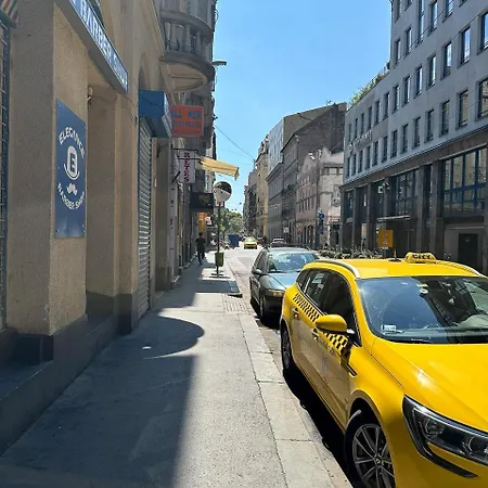 R&r Budapest